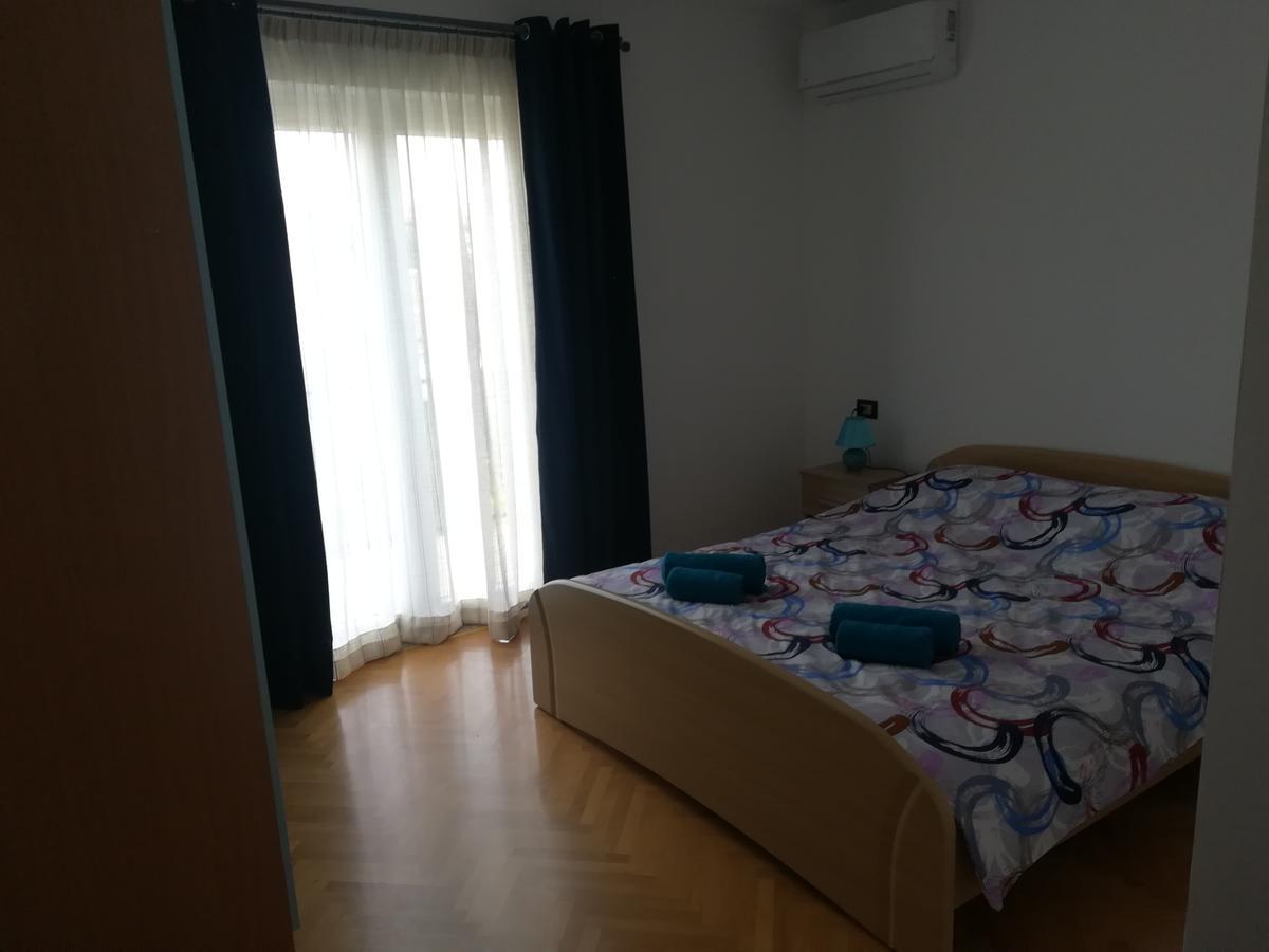 Valki Apartment Пореч Екстериор снимка
